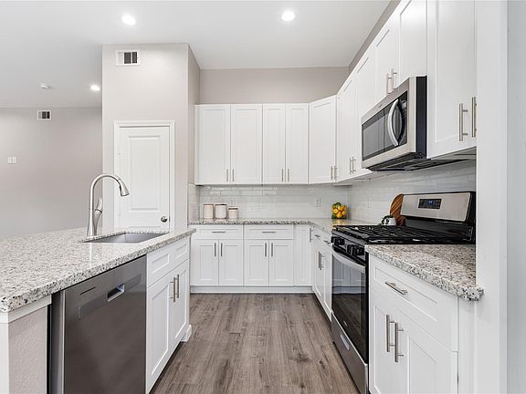 5th image of 1321 E 35th St #B