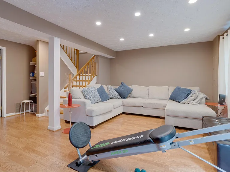 7955 Tyson Oaks Cir — Photo 11