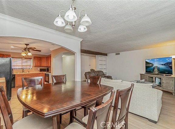 5th image of 2556 Union Street