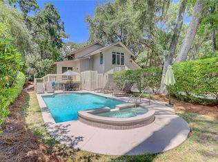 10 Sand Hill Crane Rd, Hilton Head Island, SC 29928