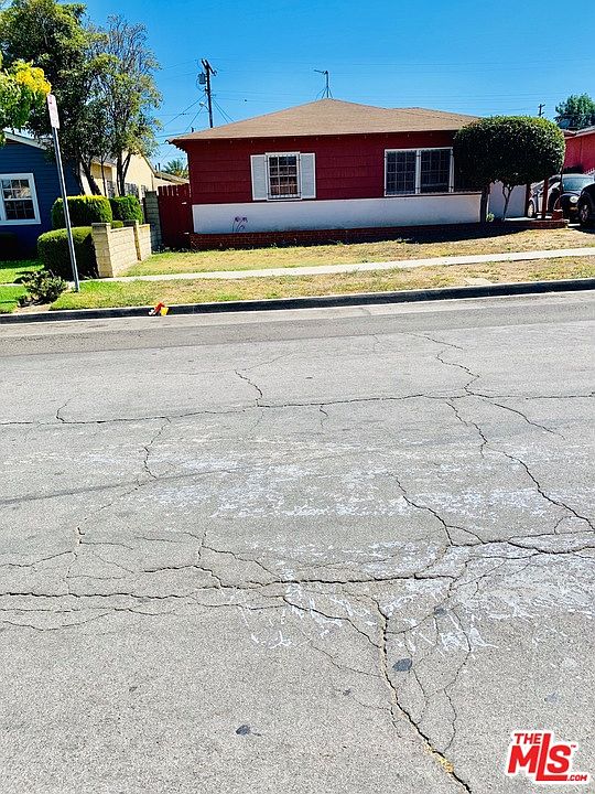 1st image of 1606 W 113th St