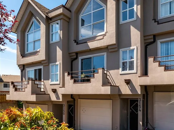 3154 Washington Ave, Victoria, BC V9A 1P6