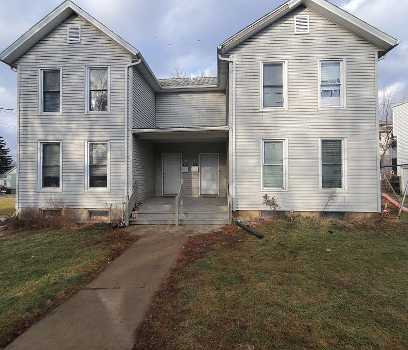 110112 E Frank St, Freeport, IL 61032 Zillow