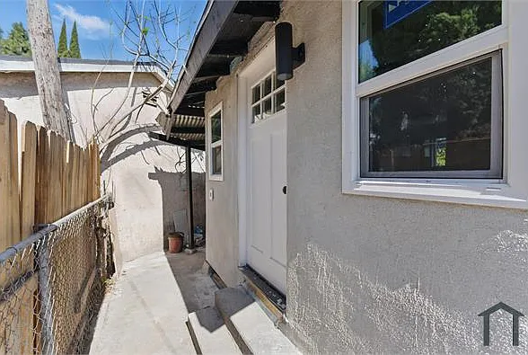 16313 Hunsaker Ave #2 — Photo 9