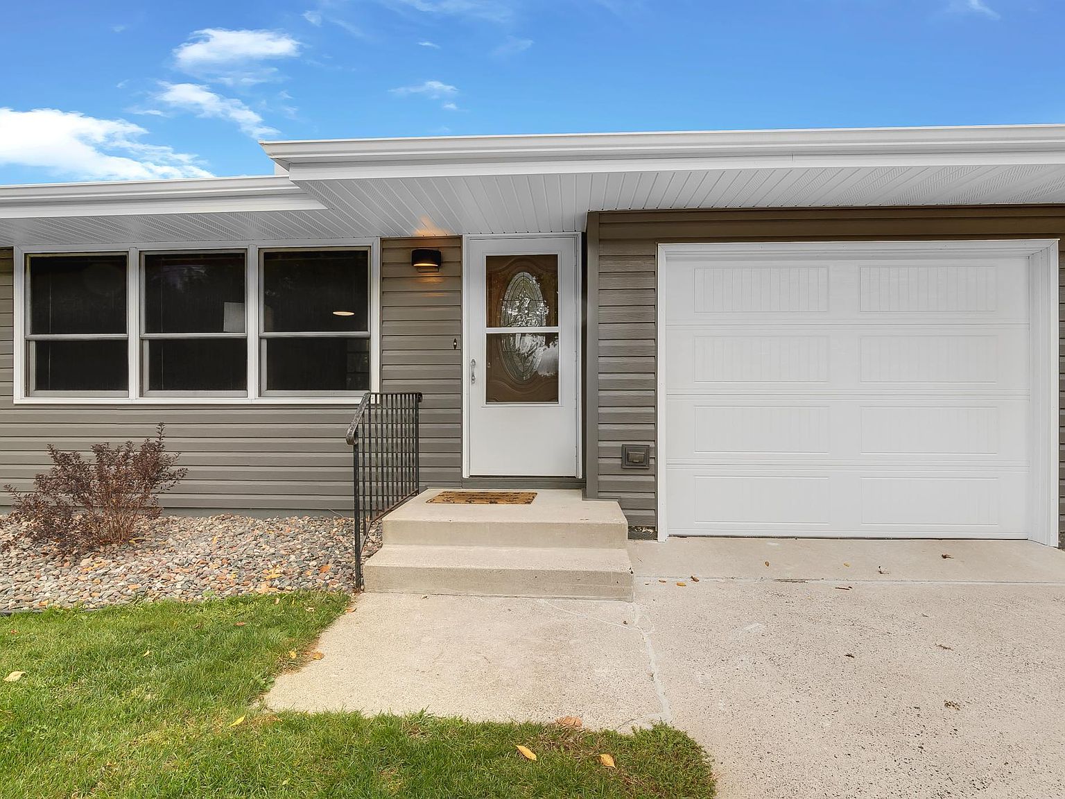 1620 7th St NW, New Brighton, MN 55112 Zillow