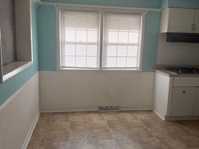 2125 Brentwood Dr — Photo 8