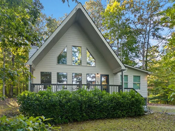 295 Vista Chalet Dr, Ellijay, GA 30540