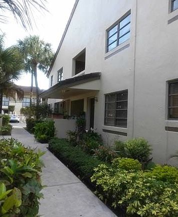4th image of 6246 SW 136th Ct APT D201