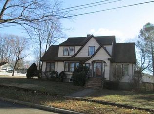 14 Virginia Rd, Reading, MA 01867