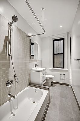 4th image of 519 5th St APT 1R