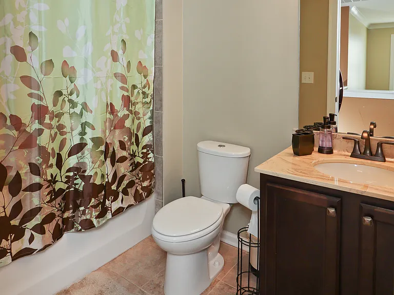 4010 Lake Manor Way — Photo 19