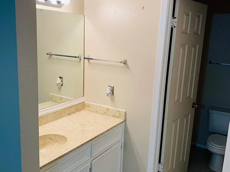 1020 Royal Vista Dr — Photo 7