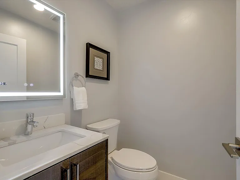 914 Everett Ave — Photo 26