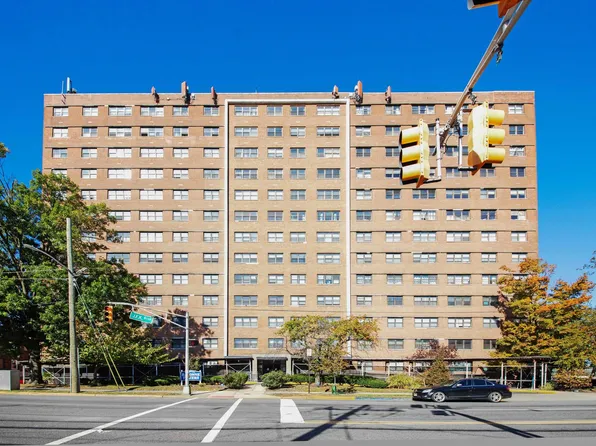 1225 Kennedy Boulevard image 1 of 18