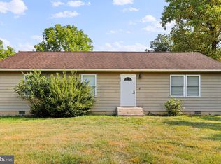 138 Bills Way, Berkeley Springs, WV 25411