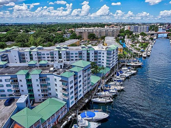 2nd image of 2475 NW 16th Street Rd APT 404