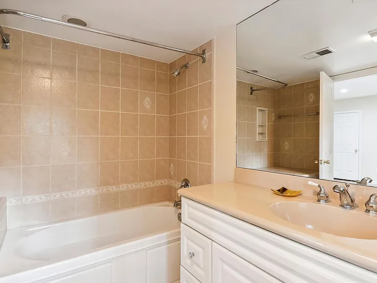 9309 Langford Ct — Photo 40