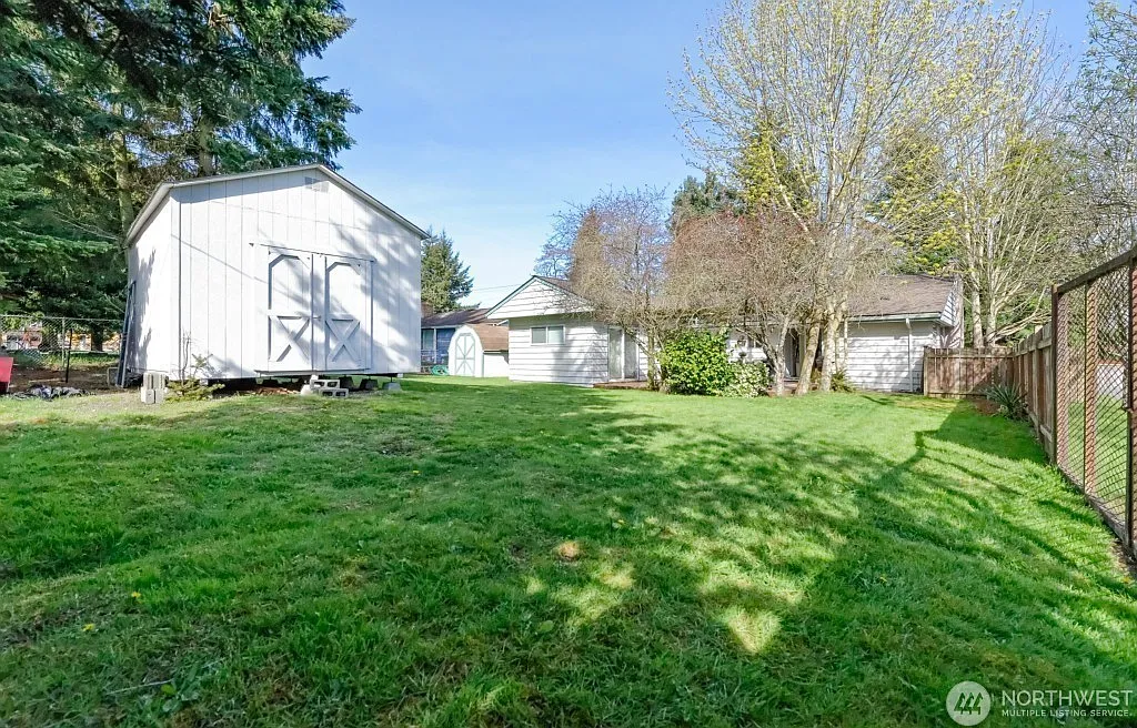 4 bed, 1580 sqft, $3,500 — Photo 2