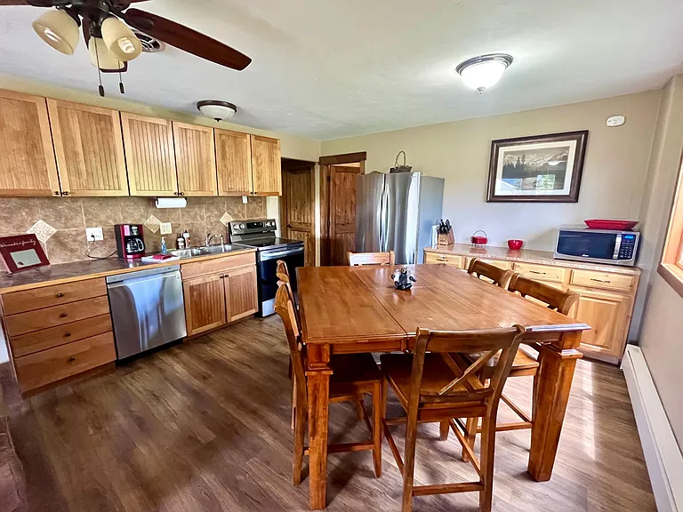 3170 Columbine Dr #18 — Photo 5