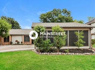 11806 Perry Rd, Houston, TX 77064