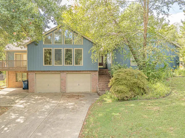 7322 Hillsite Dr, Newburgh, IN 47630