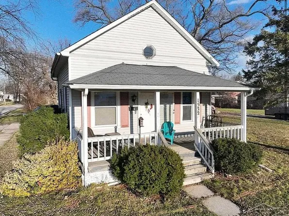 1522 Mackinaw St, Saginaw, MI 48602
