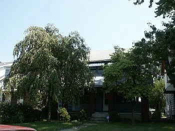 1300 Linwood Ave photo 1