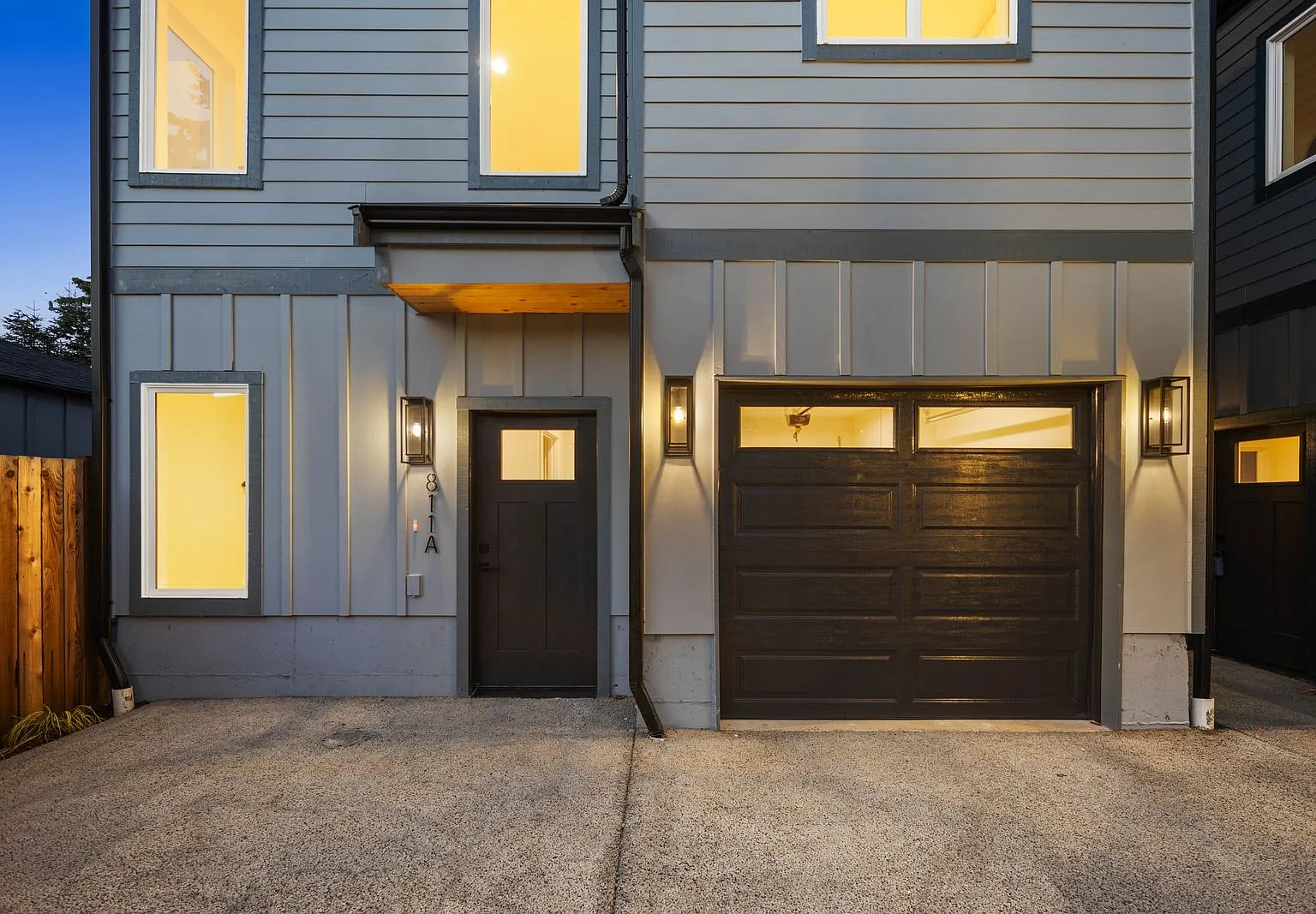 2 bed, 1088 sqft, $3,699 — Photo 1