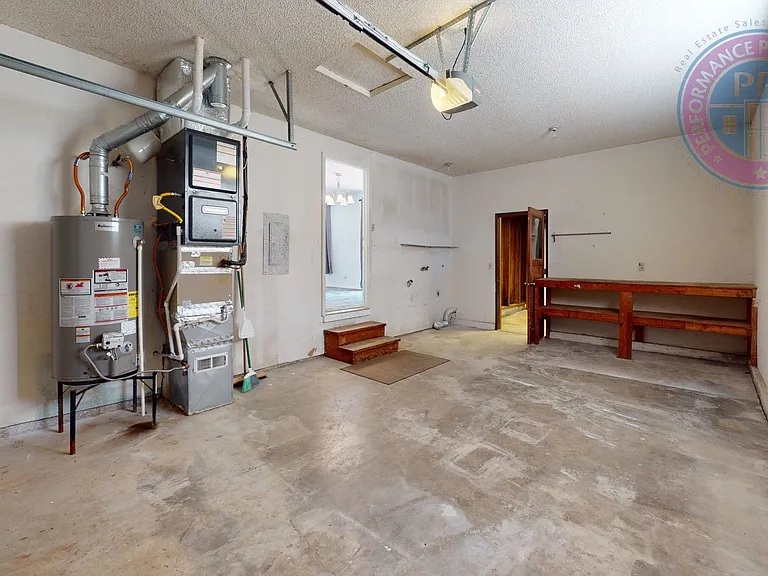 18230 Seaman St — Photo 22