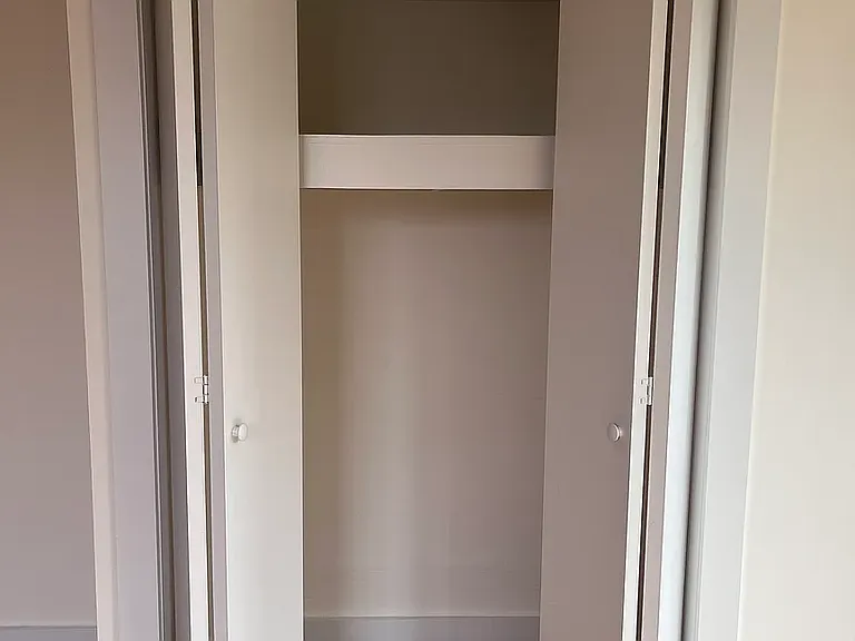 20 Sidney Pl #4B — Photo 9