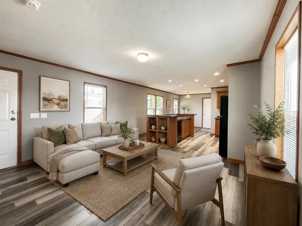 2018 Mockingbird Pl NW, Stewartville, MN 55976