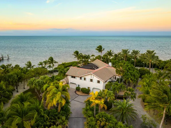 111 Windy Point Cir, Marathon, FL 33050