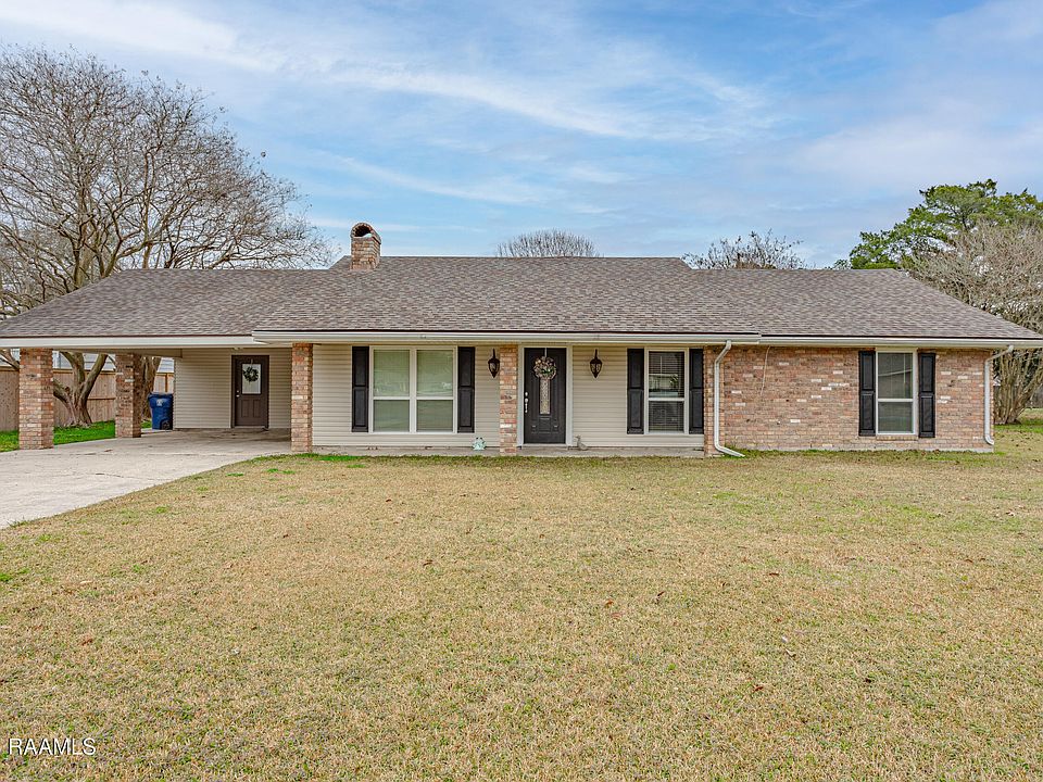 1st image of 126 Carol Dr