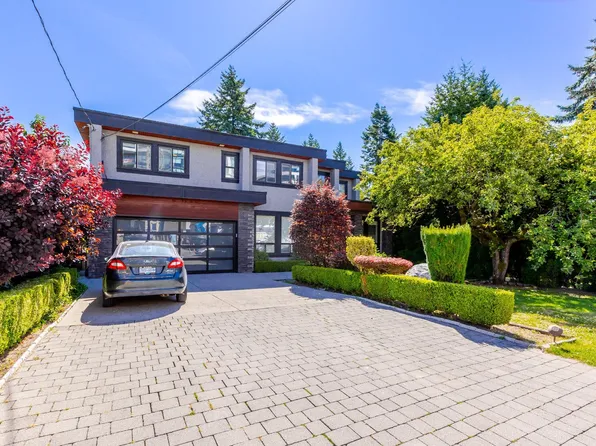 1540 Maple St, White Rock, BC V4B 4N5