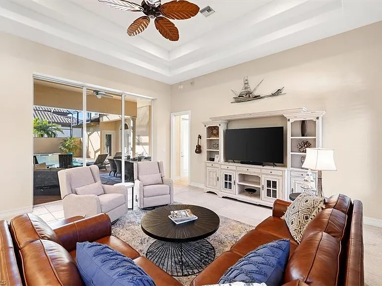 9094 Sahalee Ct — Photo 21