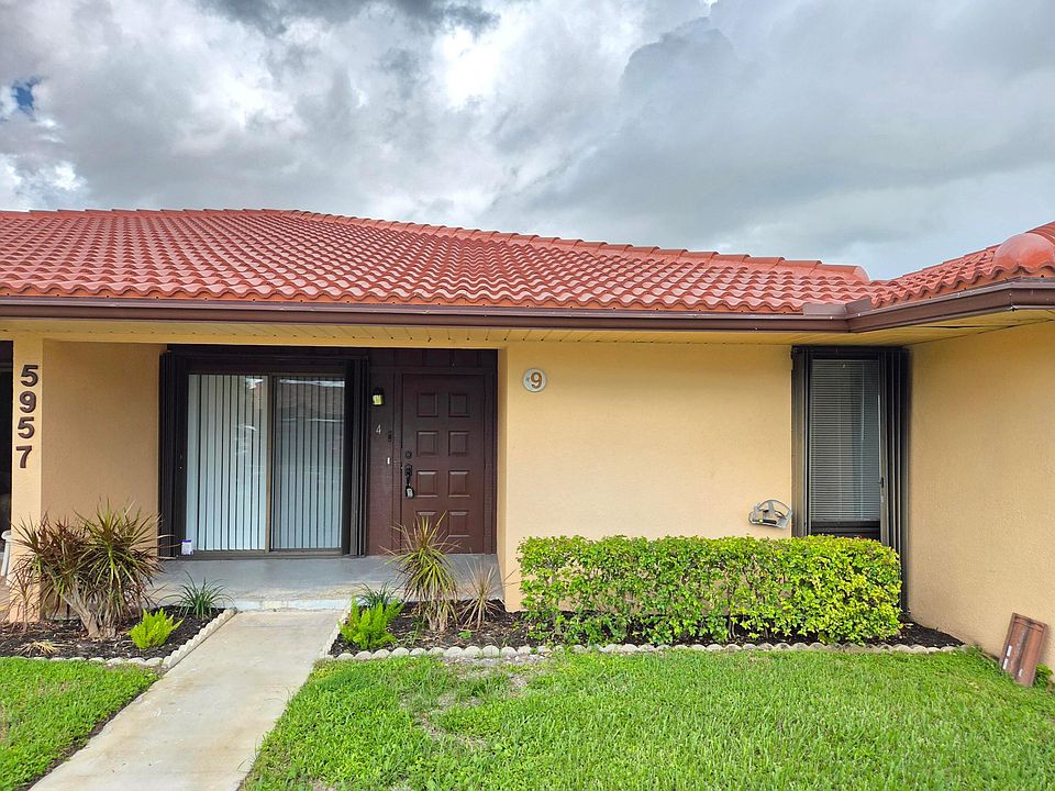 1st image of 5957 Forest Hill Boulevard #4