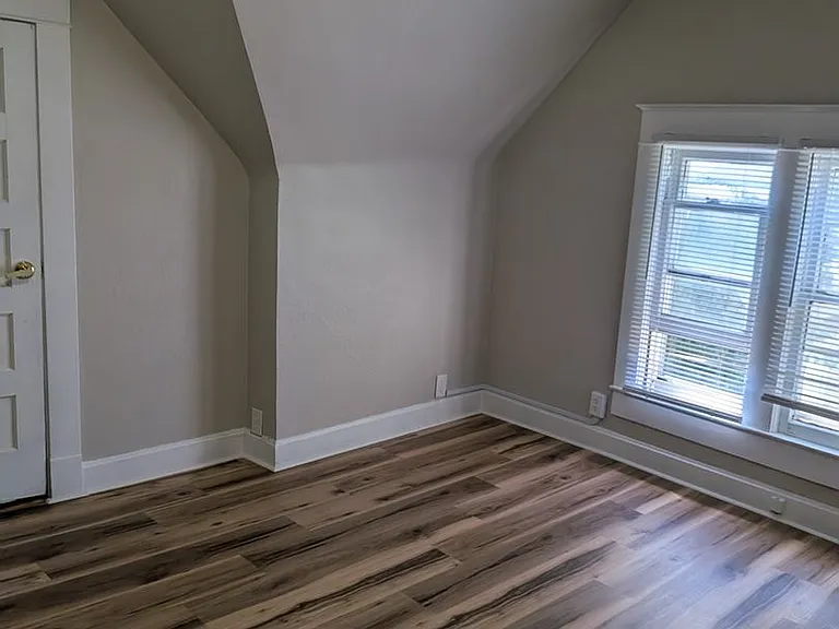 609 Jefferson St — Photo 22