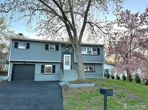 4 Joseph Ct, South Amboy, NJ 08879