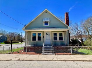 45 Dora St, Pawtucket, RI 02860