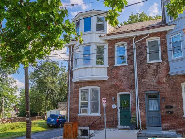 134 S 8th St, Easton, PA 18042