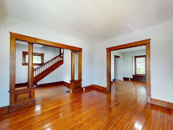3632 W 45th St, Cleveland, OH 44102