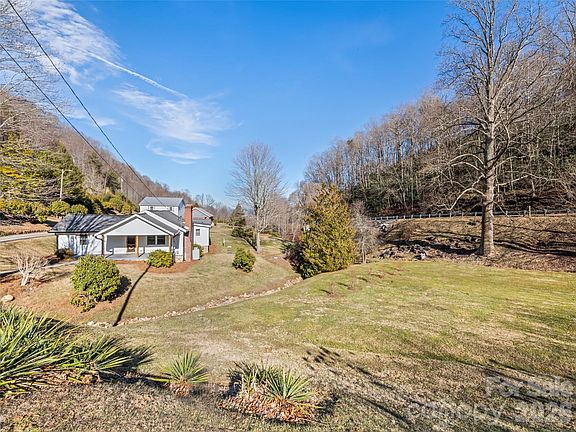 3rd image of 9 Whitted Rd