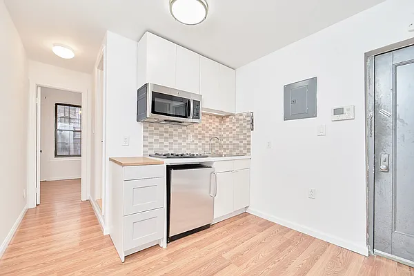 Rented by Living New York | media 6