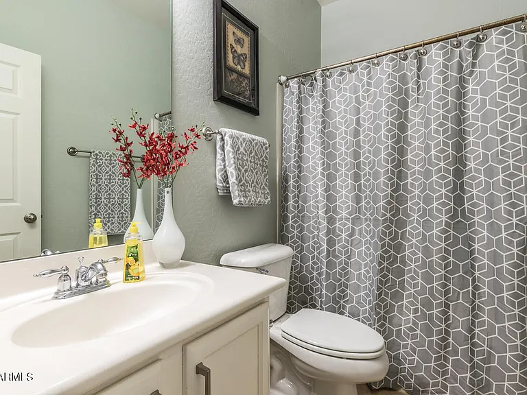 1546 E Azalea Dr — Photo 15