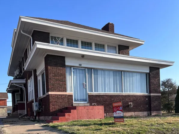 807 Broadway, 807 Broadway St #4, Quincy, IL 62301