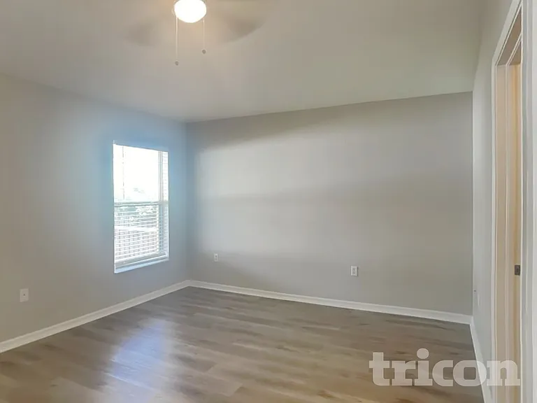12532 Evington Point Dr — Photo 6