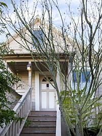 1st image of 410 Peru Ave