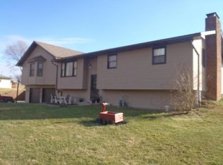 8124 Stewart Rd, Newark, OH 43055