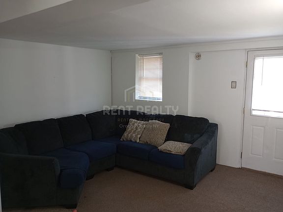 2nd image of 492 Black Meadow Rd APT A