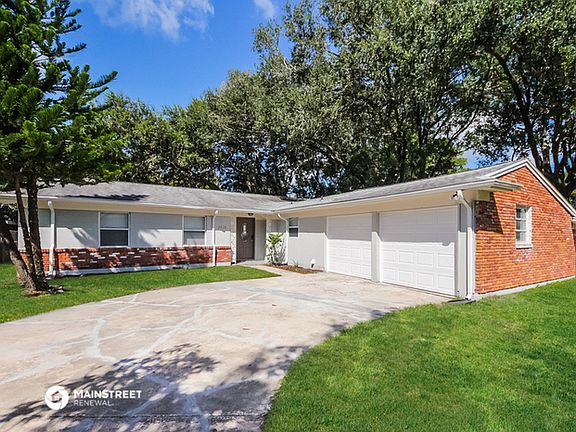 3rd image of 7710 Meadowglen Dr